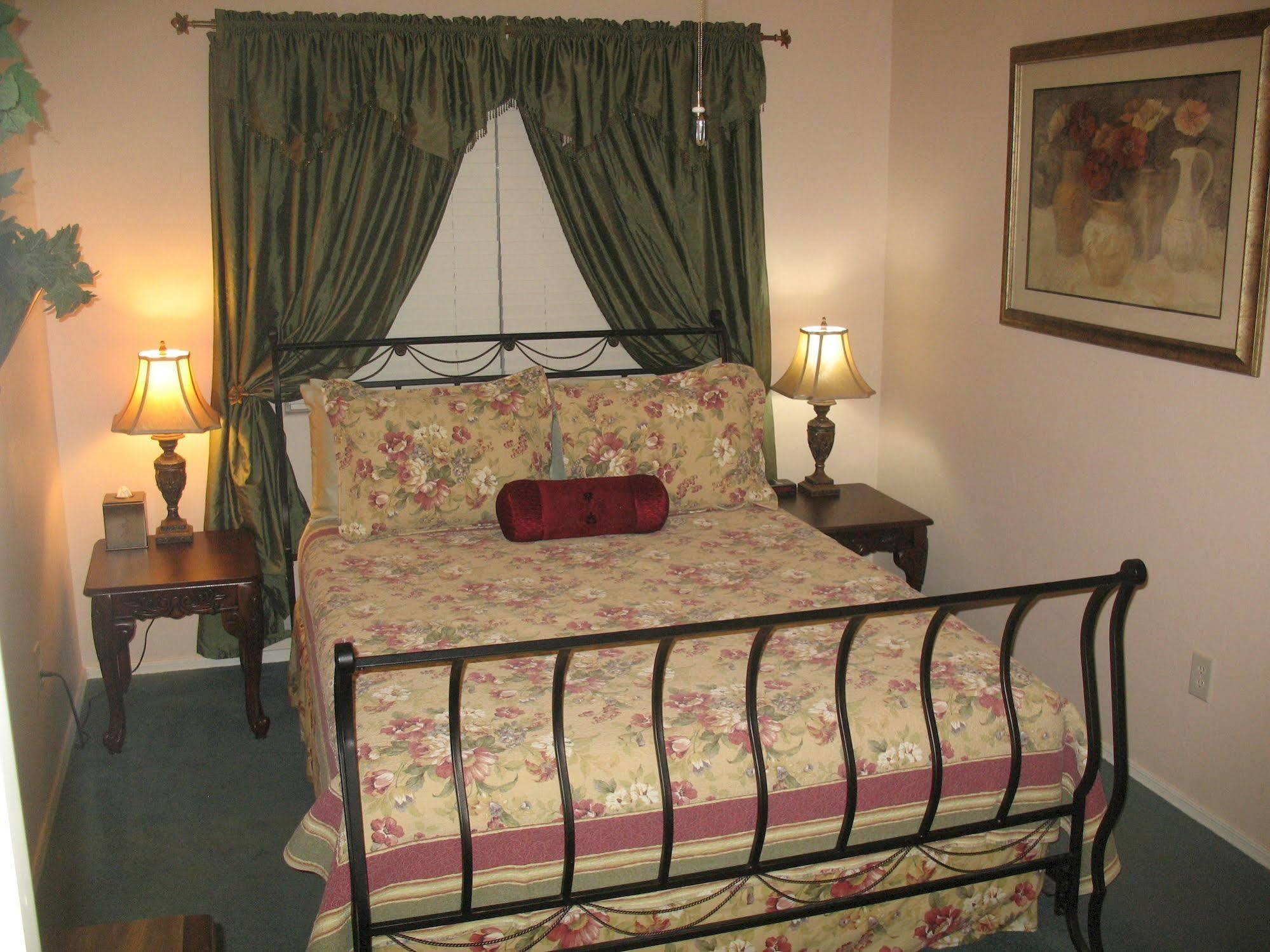 Desert Sol Bed & Breakfast Тусон Екстер'єр фото